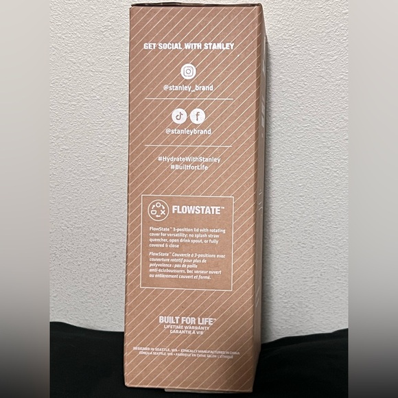 Stanley Quencher H2.0 FlowState Tumbler - Picture 4 of 7